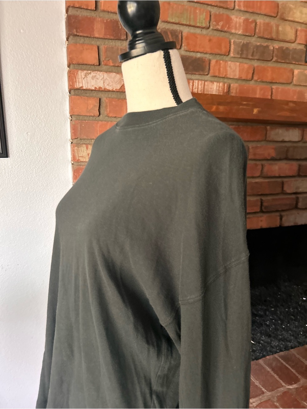 Jenni Kayne Boyfriend Long Sleeve Tee in Black Sz XXS - Picture 8 of 11